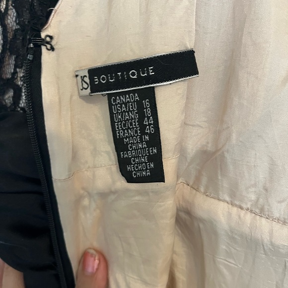 JS boutique sz 16 black lace back zipper - Picture 5 of 7